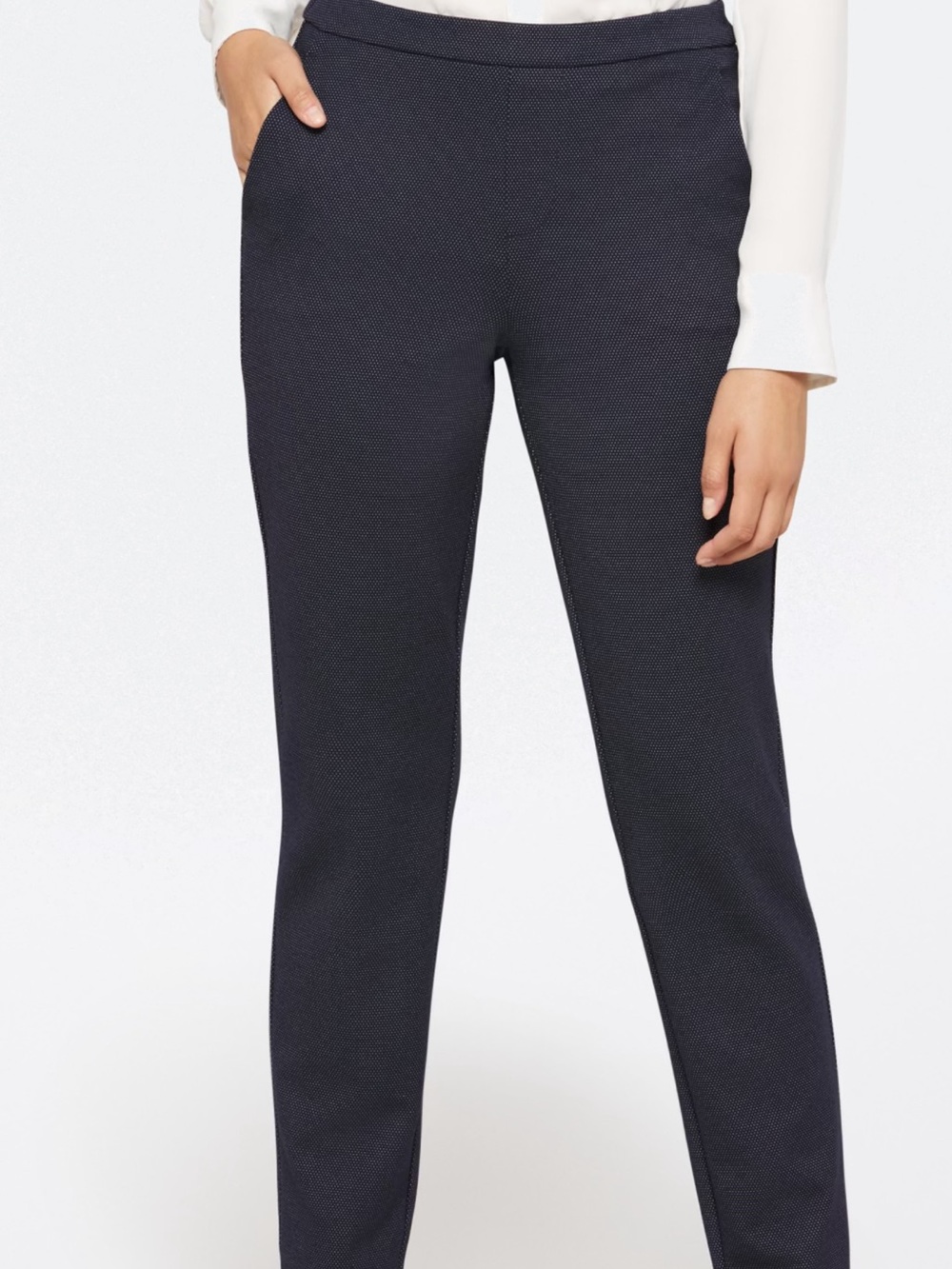 Liverpool Los Angeles Women’s Dress Pants - Navy Blue and White. Size 16.